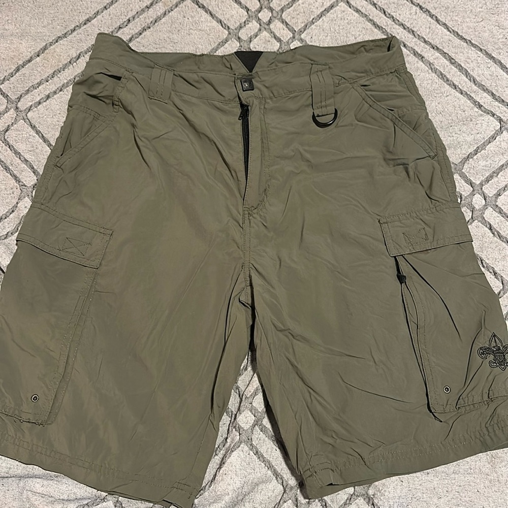 Scout dri-fit shorts women’s medium